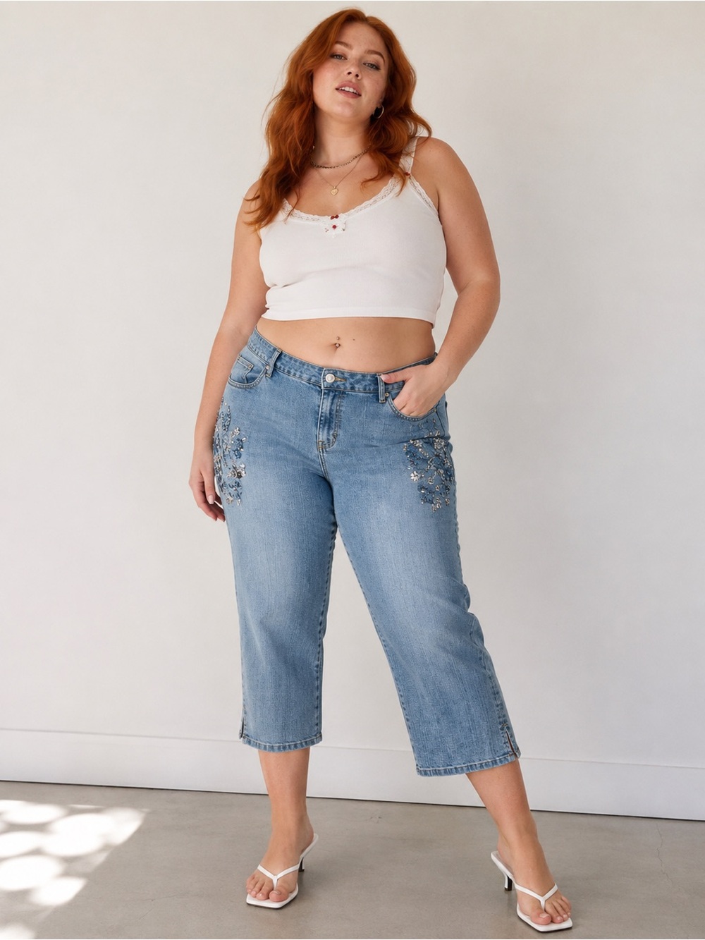 34. Zanadi Embellished Cropped Jeans Size 18 Blue Floral Sequin Denim Boho Y2K